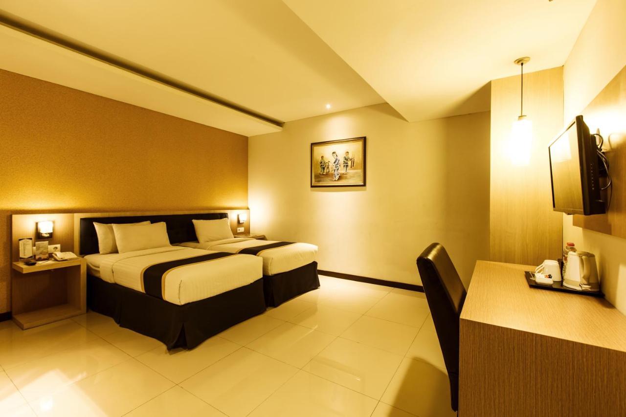 D'Best Hotel Pasar Baru Bandung Eksteriør bilde