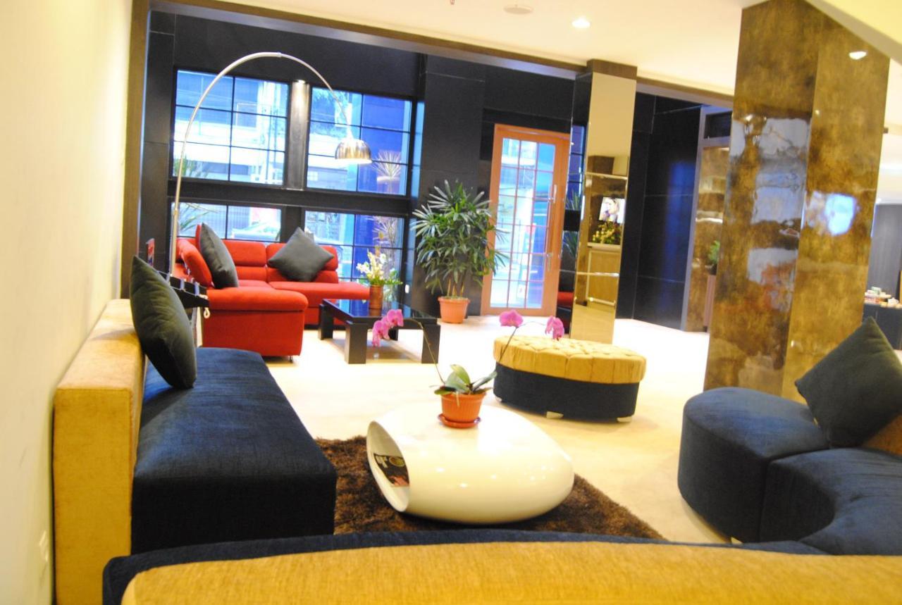 D'Best Hotel Pasar Baru Bandung Eksteriør bilde