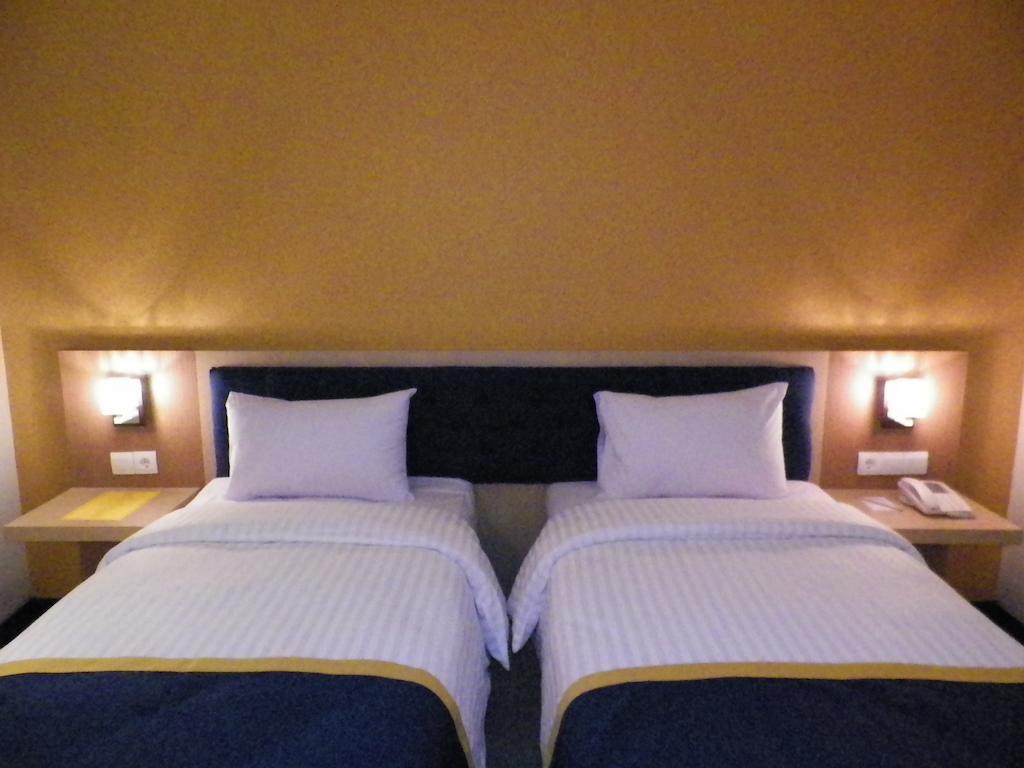 D'Best Hotel Pasar Baru Bandung Rom bilde