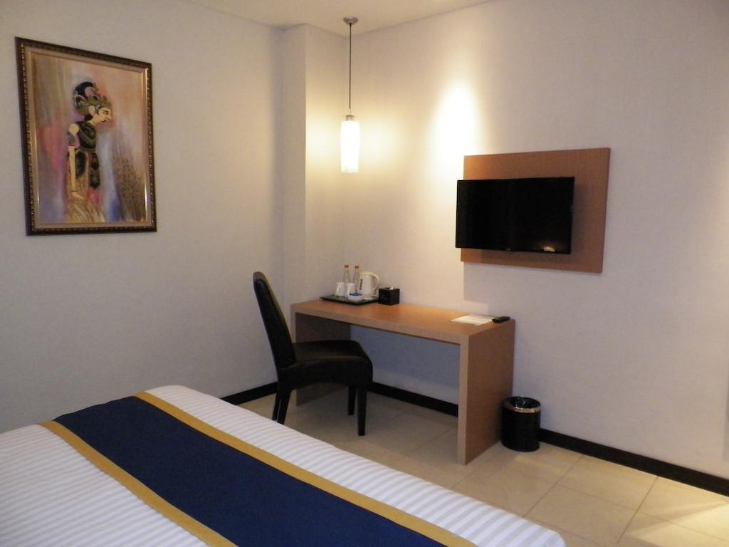 D'Best Hotel Pasar Baru Bandung Eksteriør bilde